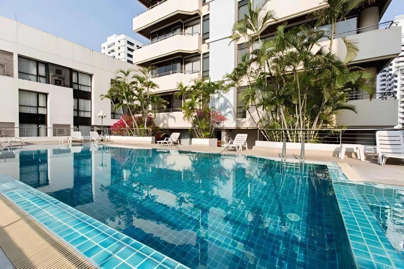 Nantiruj Tower - นันทิรุจ ทาวเวอร์ เซอร์วิสอพาร์ทเม้นท์ สุขุมวิท ซอย 8 Lejlighed Bangkok Eksteriør billede