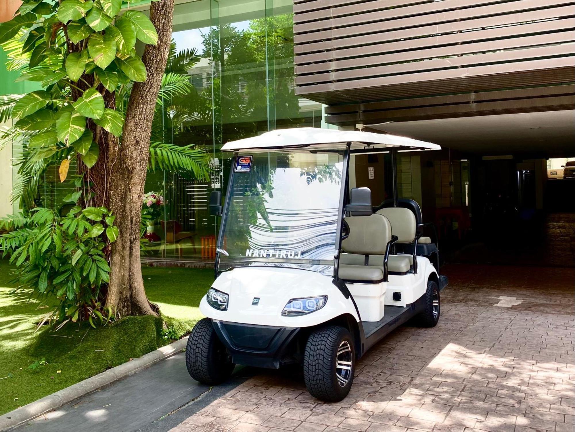 Nantiruj Tower - นันทิรุจ ทาวเวอร์ เซอร์วิสอพาร์ทเม้นท์ สุขุมวิท ซอย 8 Lejlighed Bangkok Eksteriør billede
